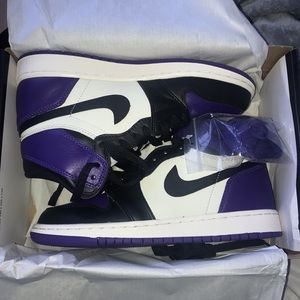 Jordan 1 Retro High Court Purple